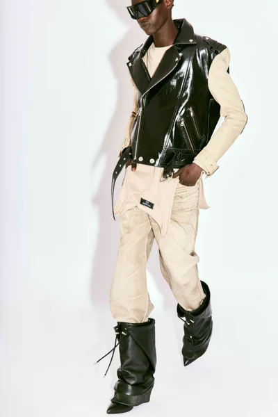 Look 22